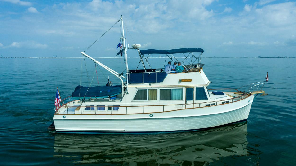 1985 Grand Banks 42 Classic