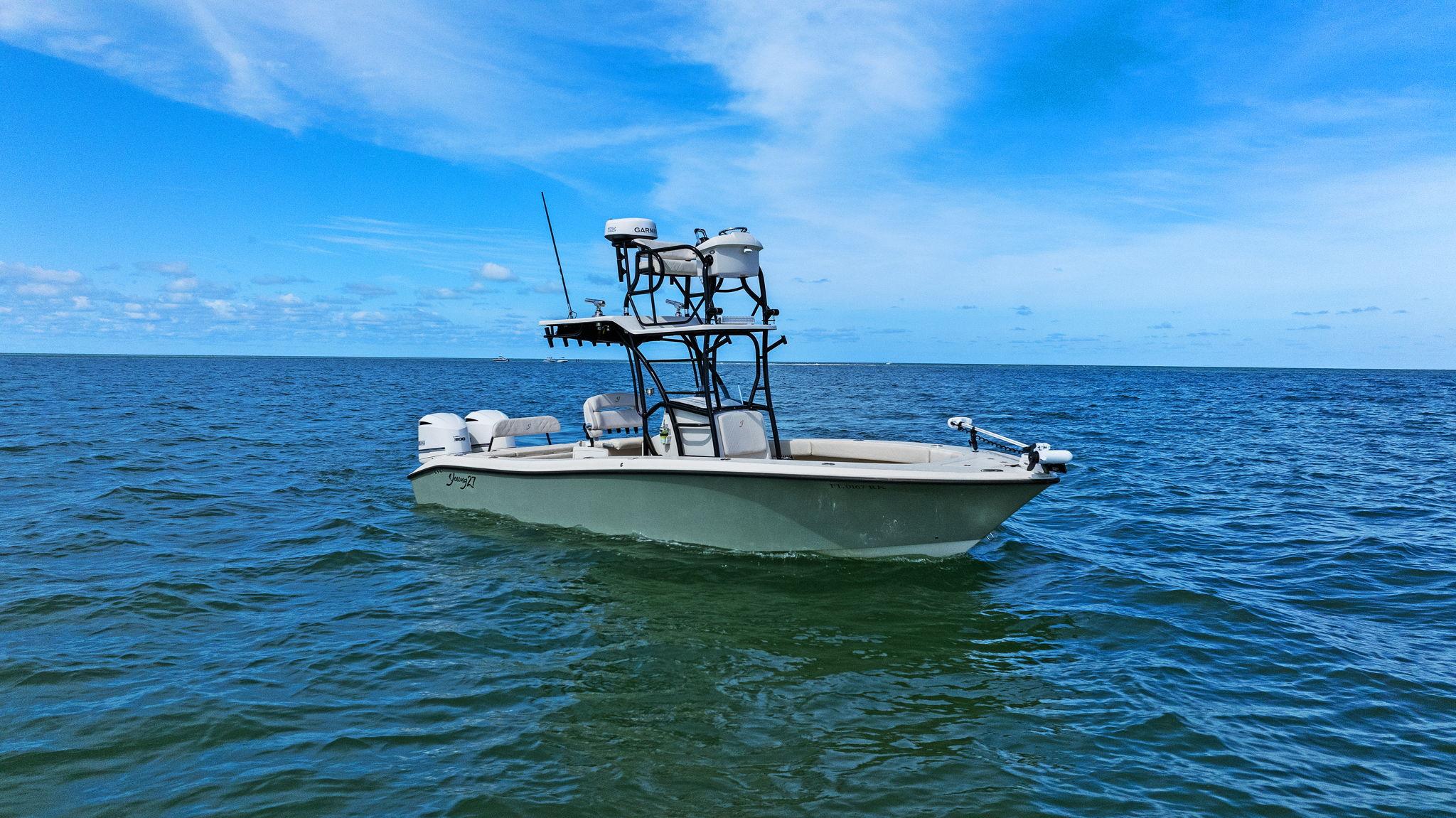 2017 Young Boats 27