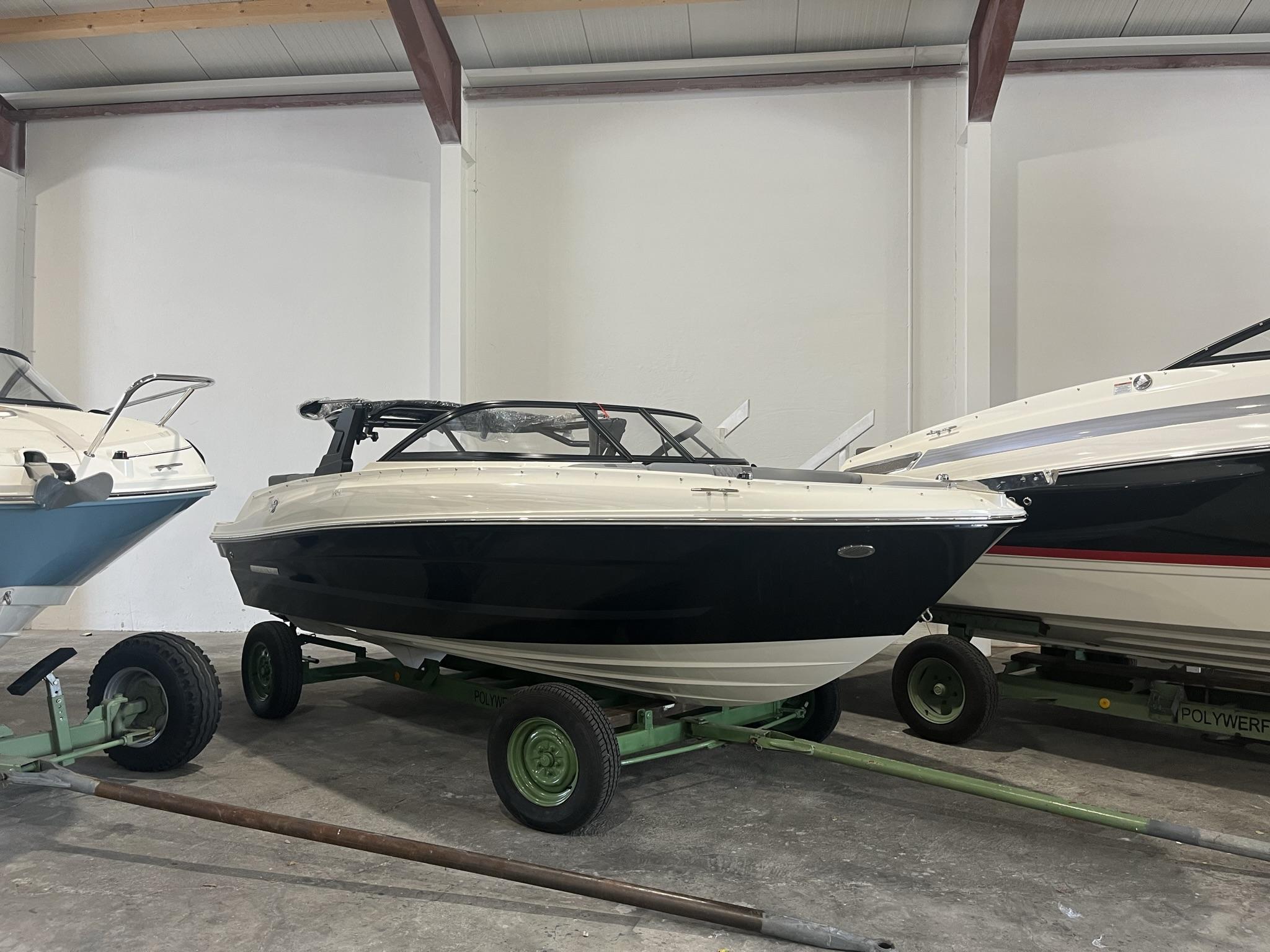 2024 Bayliner VR4 BOWRIDER