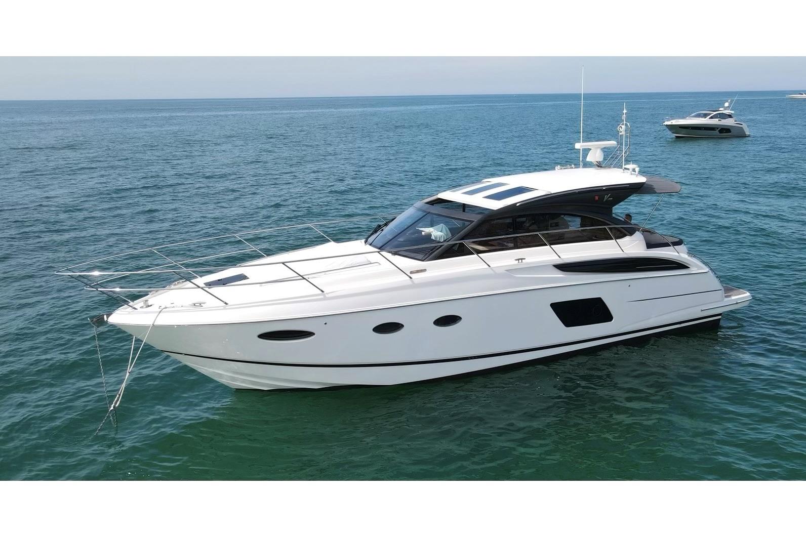 2015 Princess V48