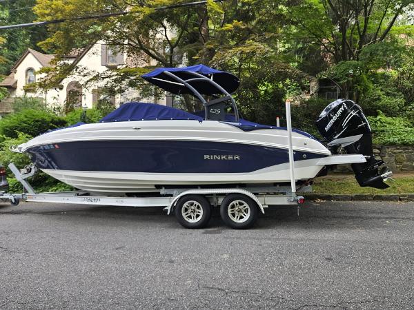 2018 Rinker Q5 OB