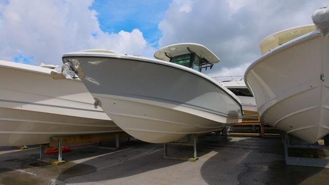 2025 Boston Whaler 280 Outrage