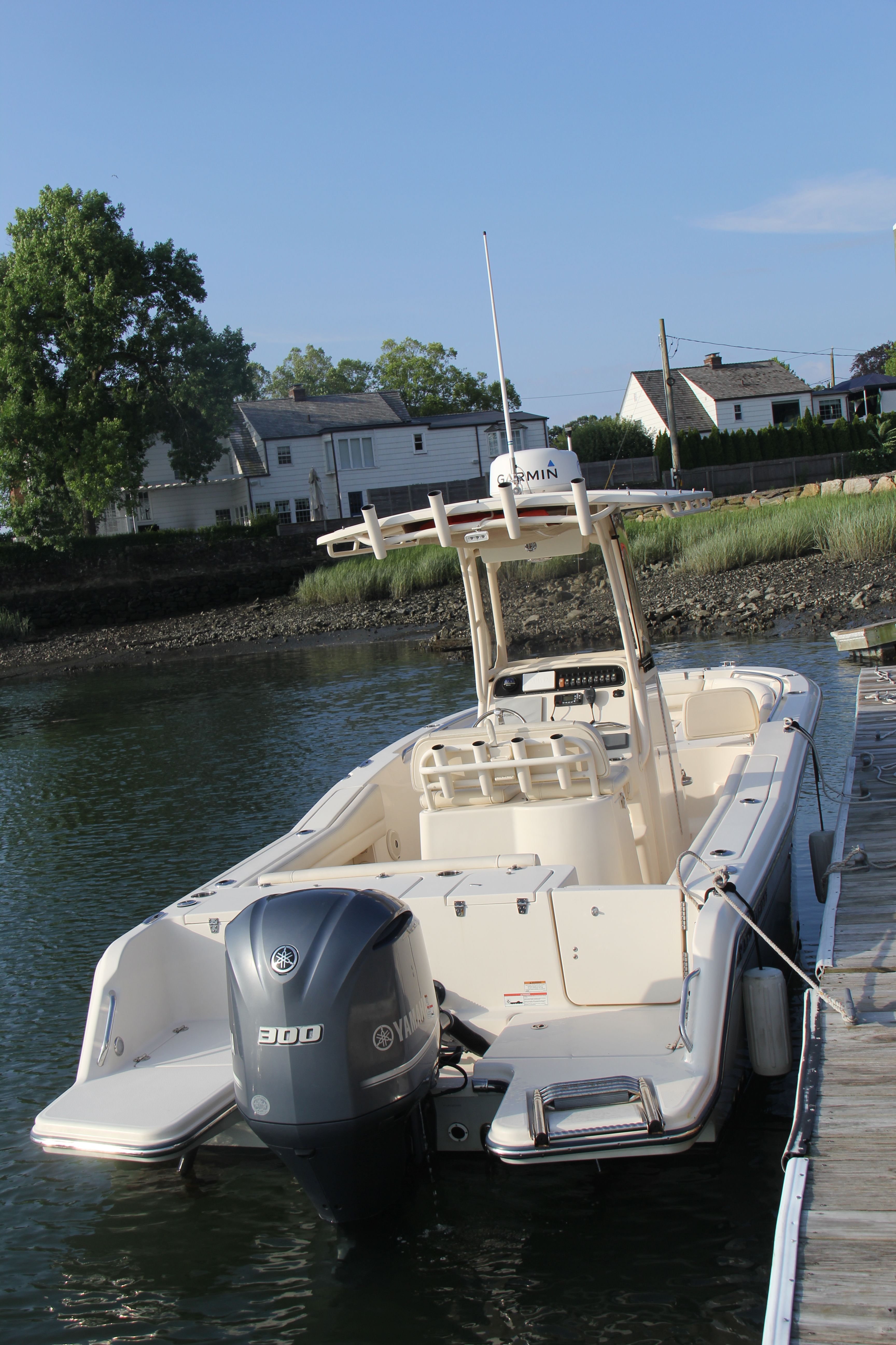 2018 Grady-White Fisherman