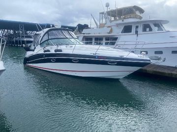2018 Four Winns V355