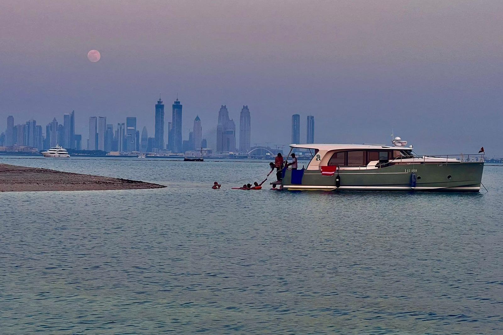 2014 Greenline 40 Hybrid