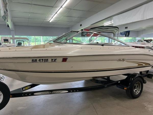2000 Sea Ray 185 Bow Rider