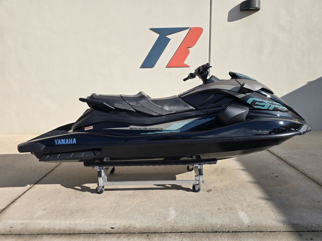 2025 Yamaha WaveRunners GP SVHO™ with Audio