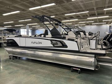 2025 Avalon Excalibur LTD 2585 Quad Lounger