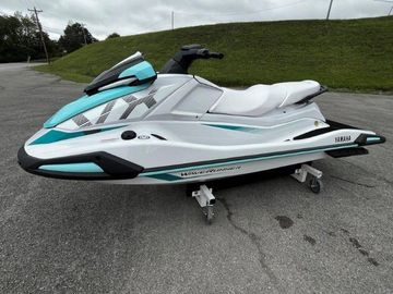 2025 Yamaha Boats Waverunner VX