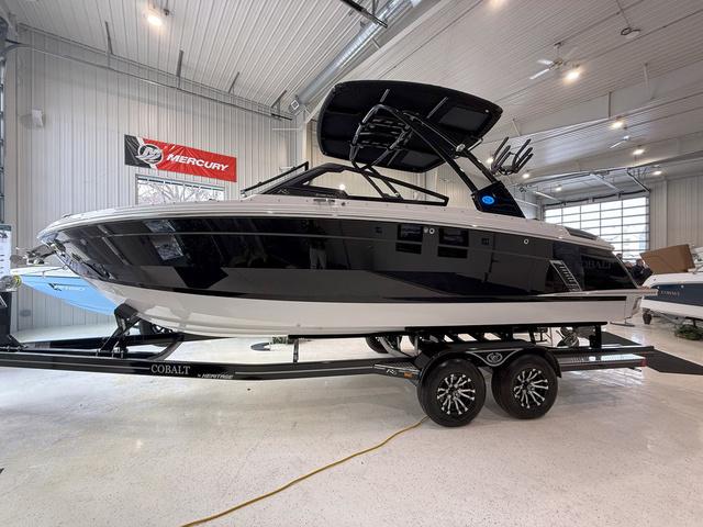 2025 Cobalt R6 Surf