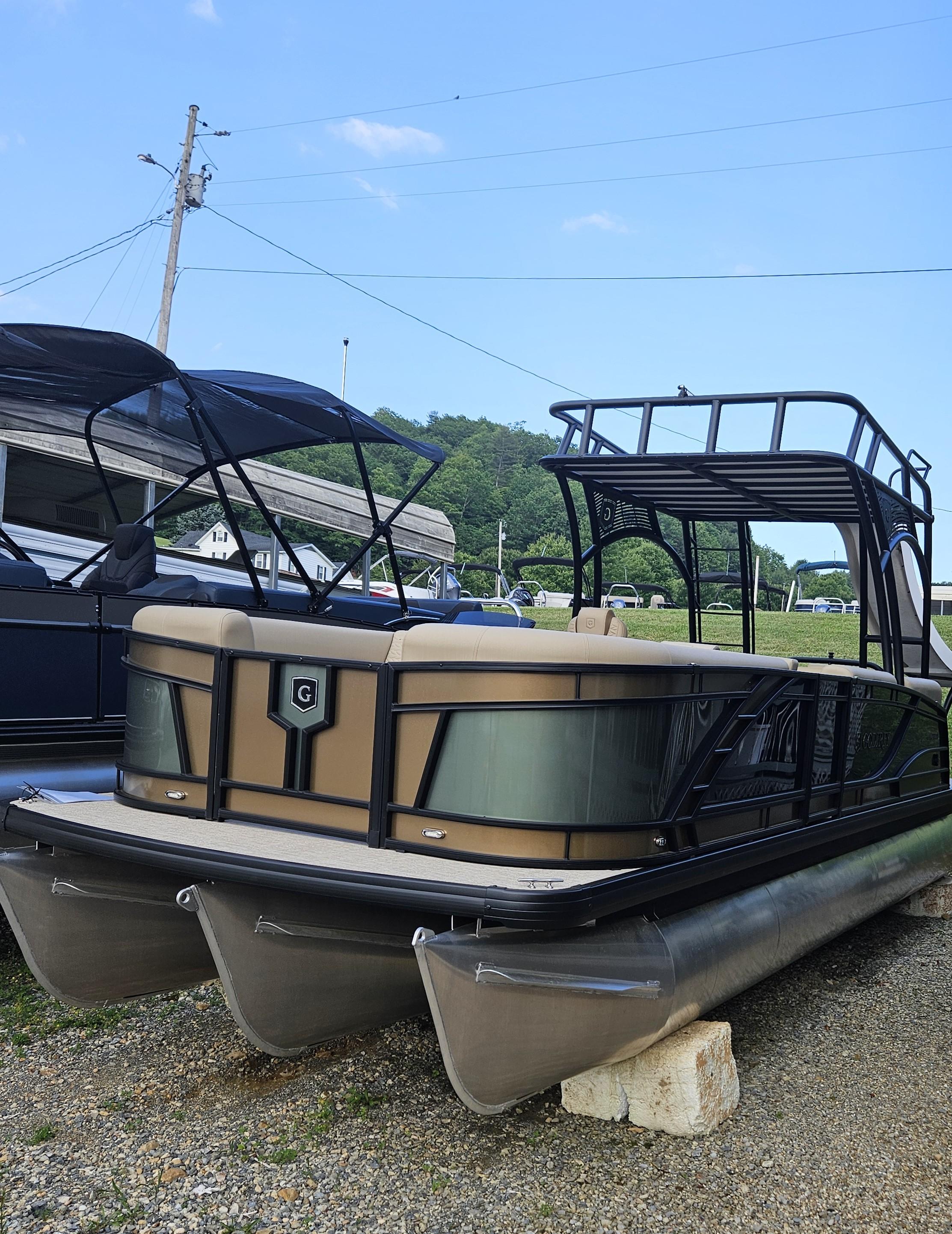 2025 Godfrey MC255 SD