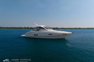 2015 Cruisers Yachts 540
