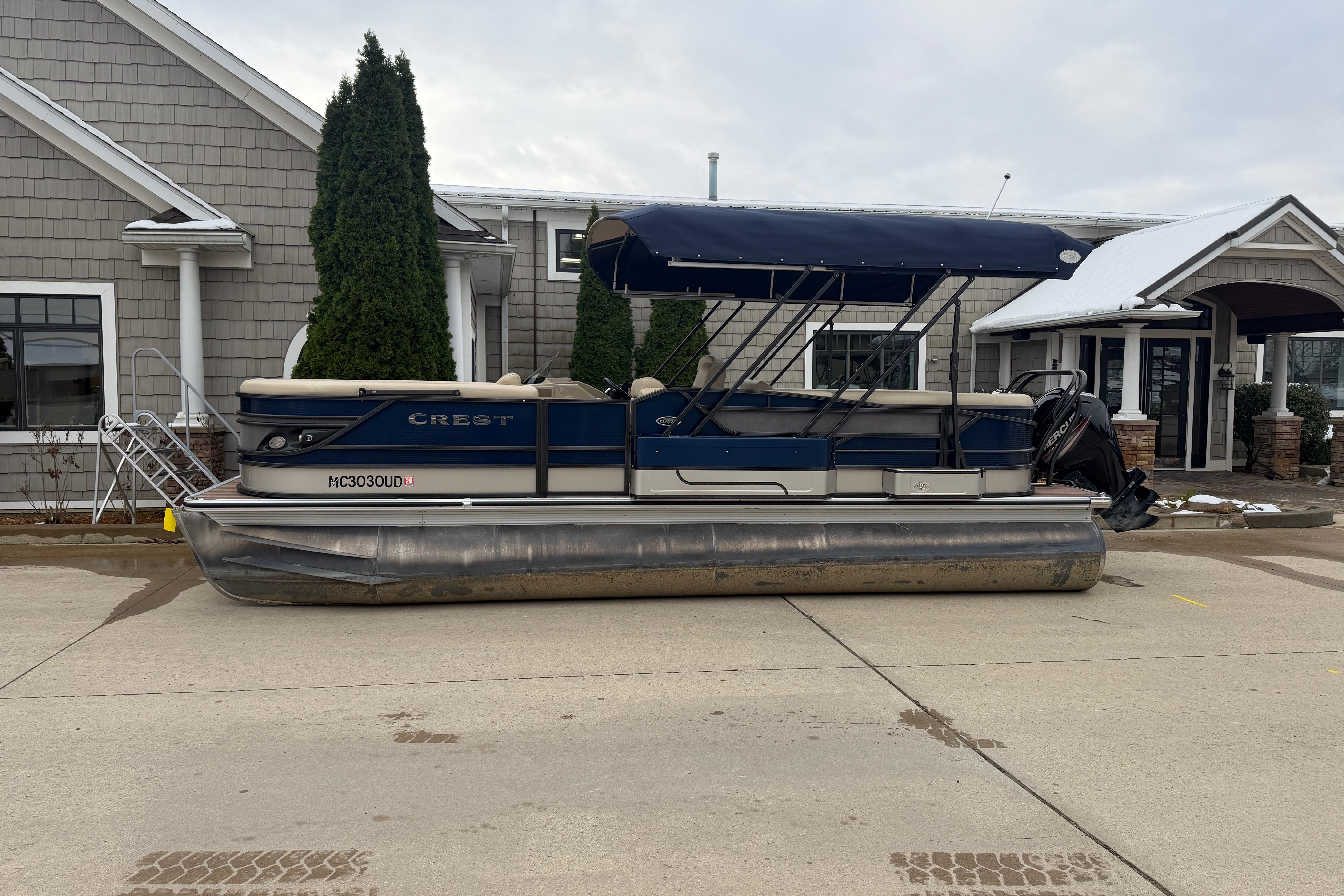 2017 Crest 230SL Classic