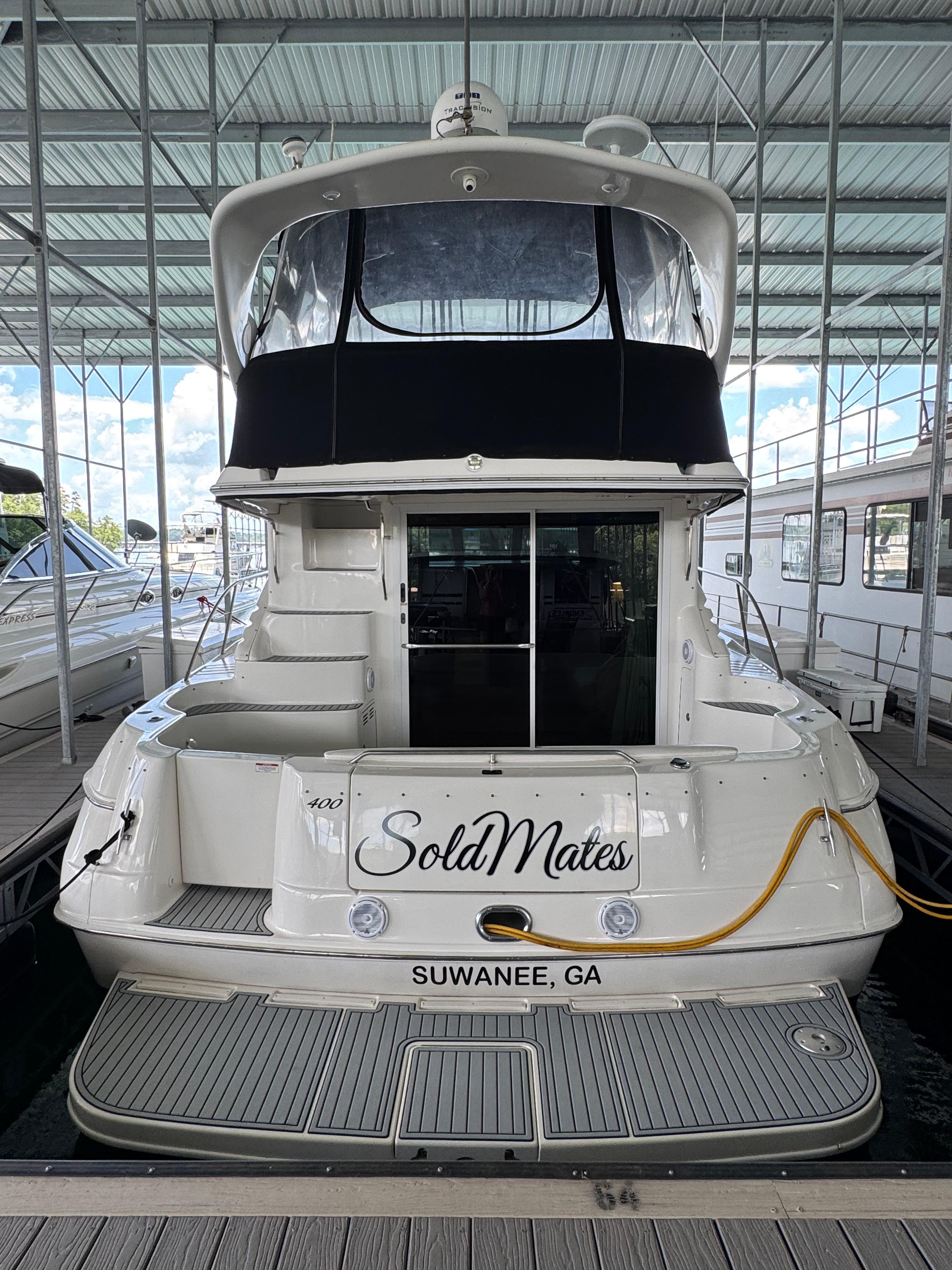 1998 Sea Ray 400 Sedan Bridge