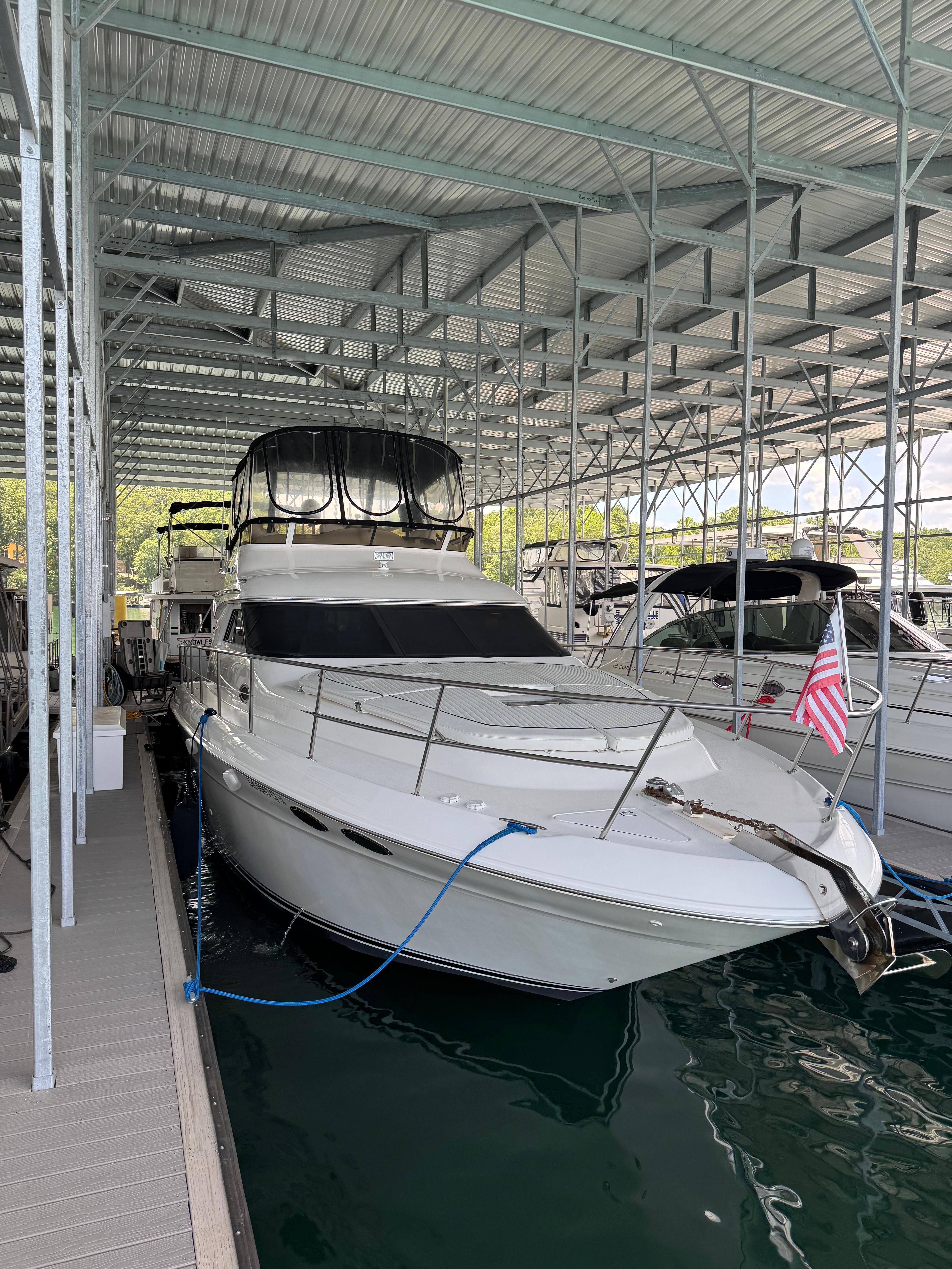 1998 Sea Ray 400 Sedan Bridge