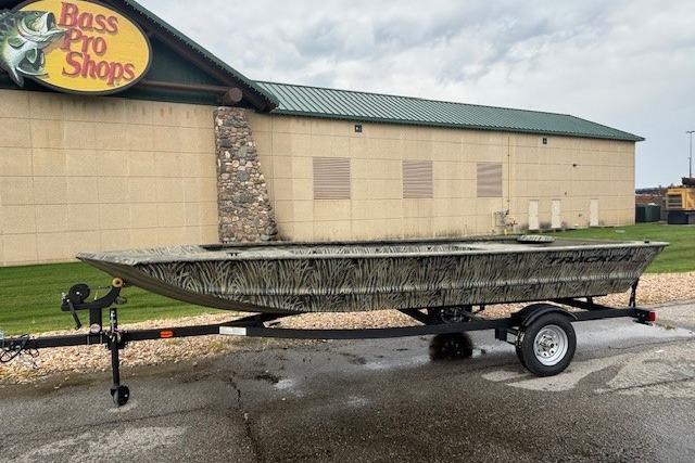2026 Tracker Grizzly 1648 Utility