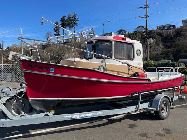 Ranger Tugs R21-EC