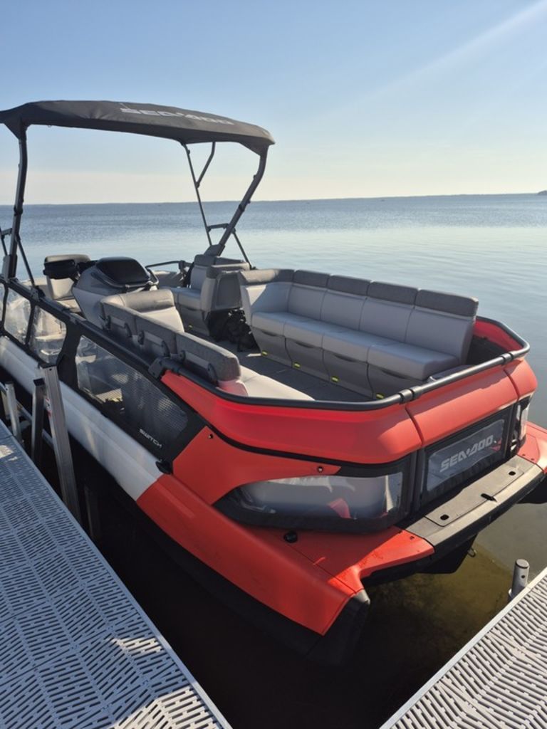Sea-Doo Switch® Cruise 21 - 230 hp