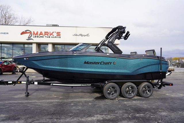2025 MasterCraft X24