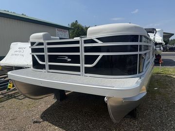 2026 Bennington S-One Quad Bench 20 SSR Pontoon