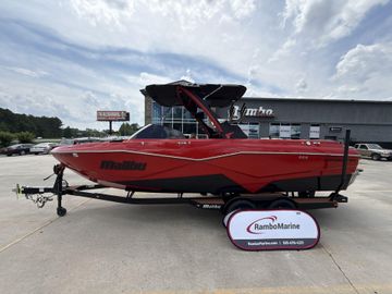 2023 Malibu Wakesetter 25 LSV