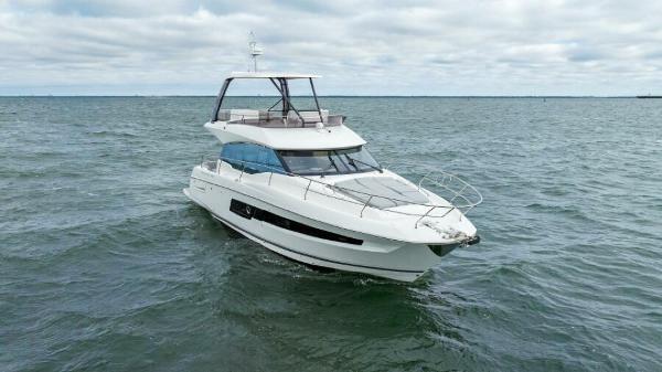 Prestige 460 Flybridge 2024 46 Prestige Flybridge - Profile