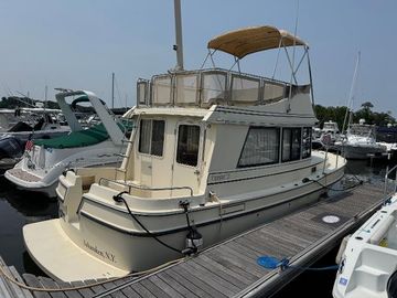 2006 Camano Trawler