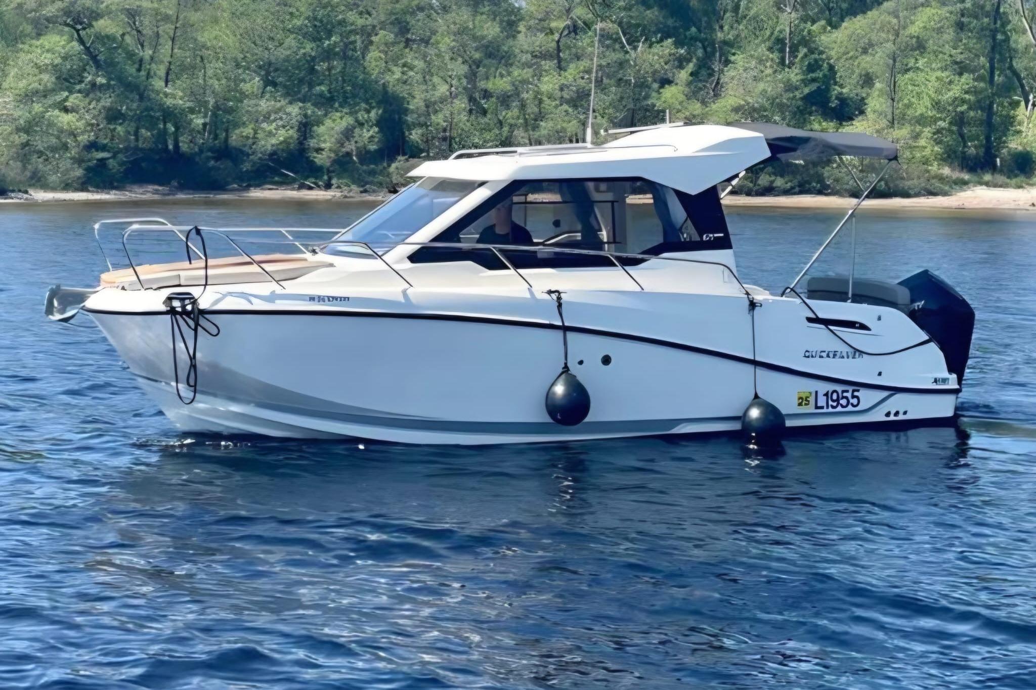 2022 Quicksilver Activ 675 Weekend