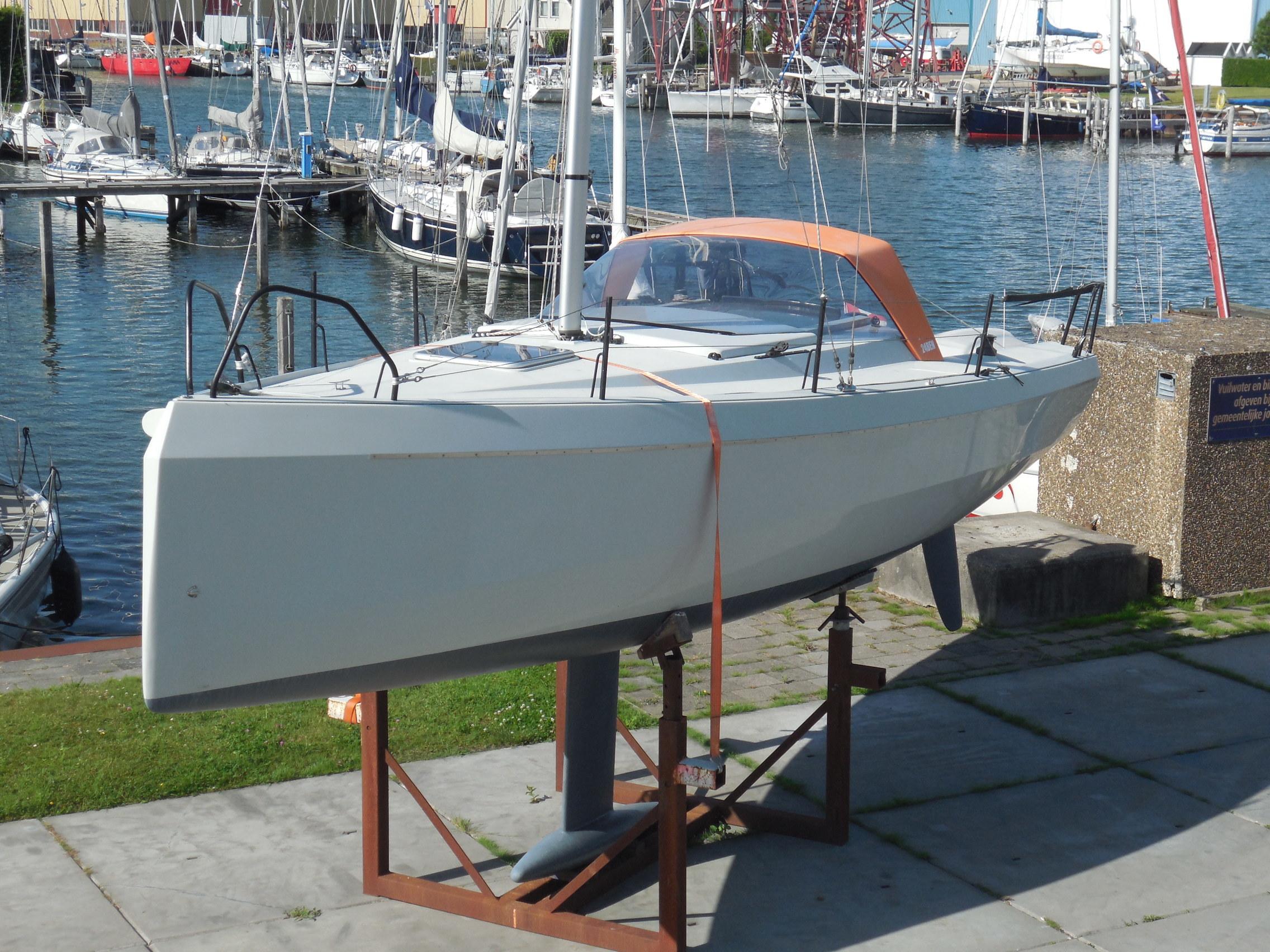 Bente 24 - Hefkiel - Parasail