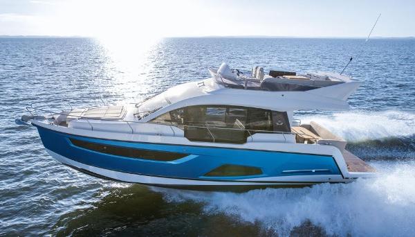 2025 Sealine Sealine F430