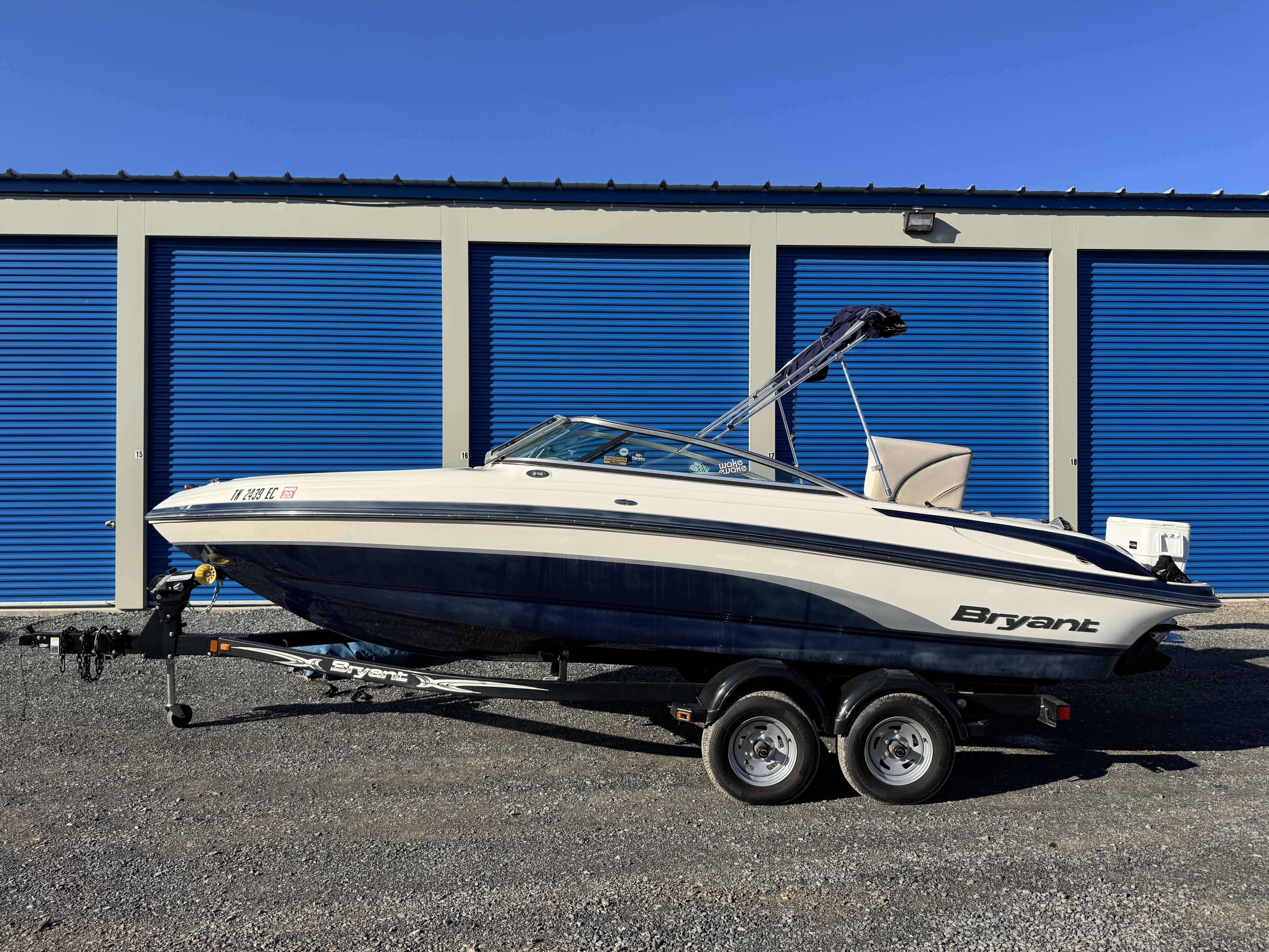 2012 Bryant 210 Bowrider