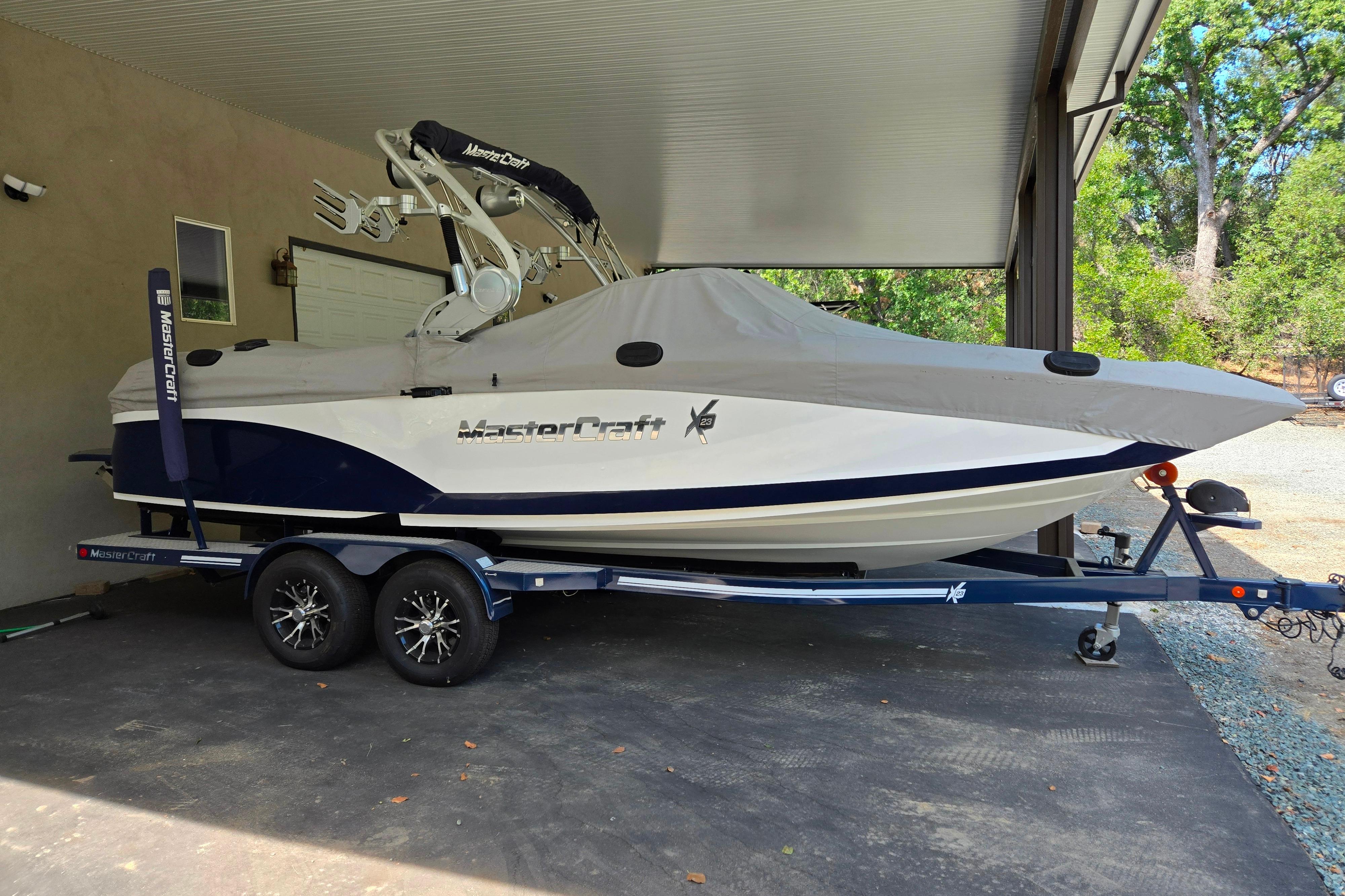 2016 MasterCraft X23