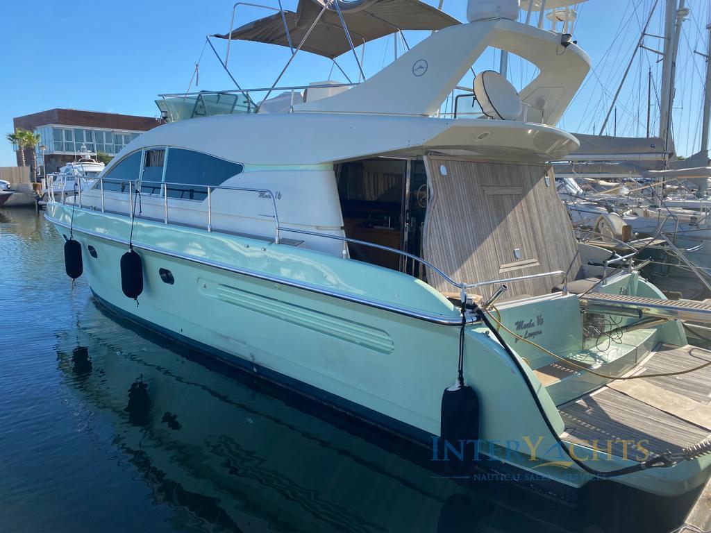 1995 Mochi Craft 16