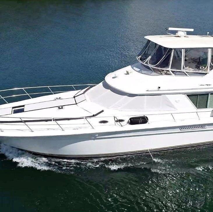 1998 Sea Ray 550 Sedan Bridge