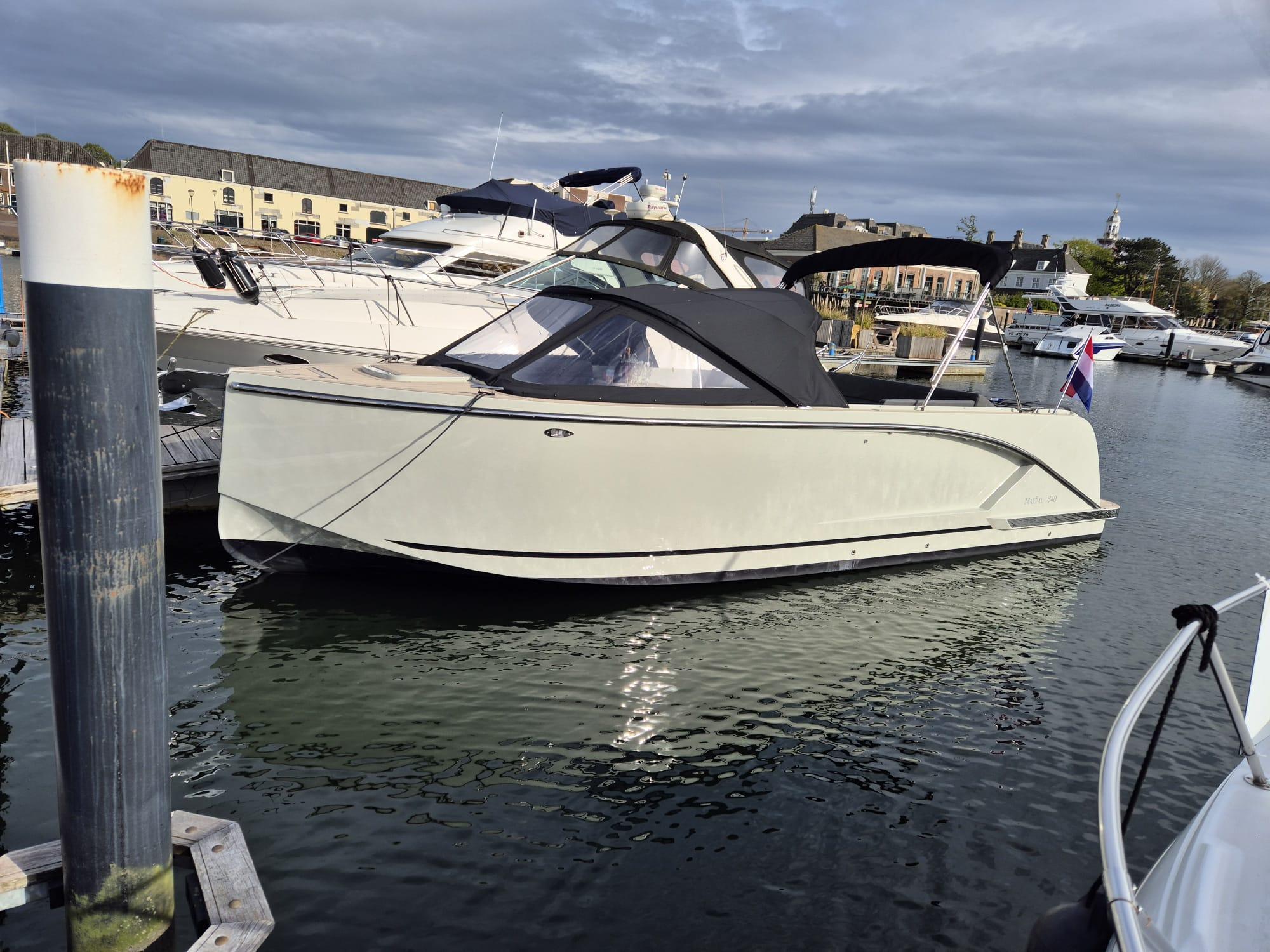 Maxima 840 met Honda 250 pk bouwjaar 2024