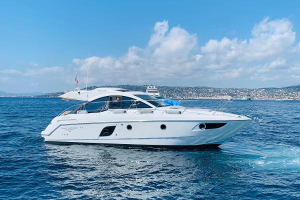 Beneteau GRAN TURISMO 38 sistership