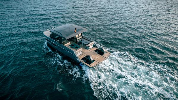 2025 Tesoro T38 PowerCat