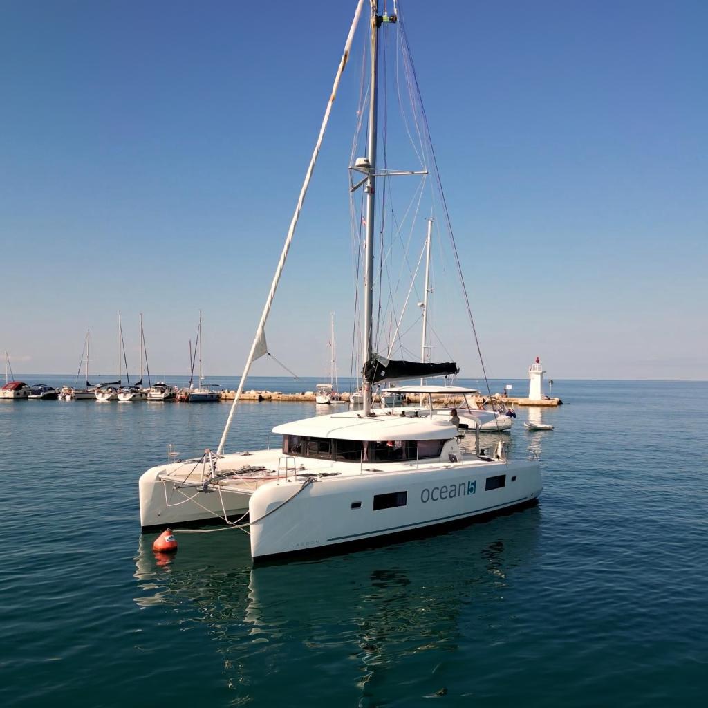 2019 Lagoon 42