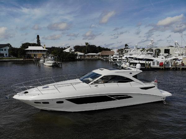 2017 Sea Ray Sundancer 510