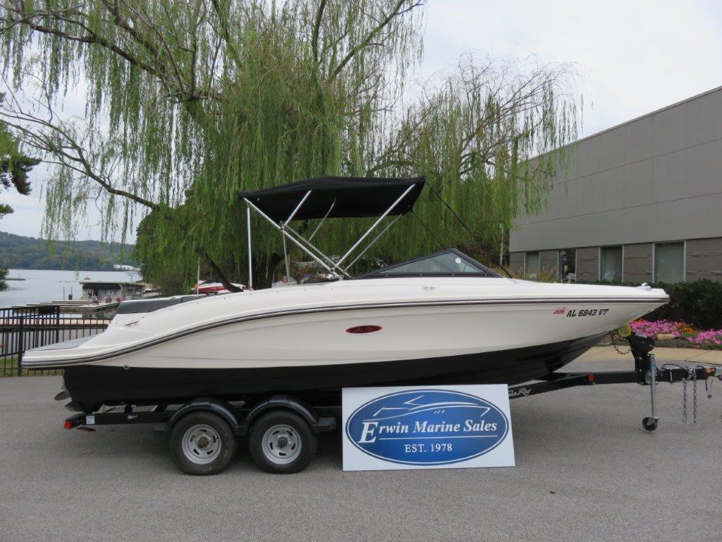 Sea Ray SPX 210 2018 Sea Ray SPX 210 boat on trailer at Erwin Marine Sales.