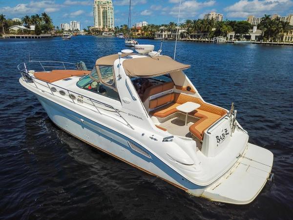 Sea Ray 380 Sundancer
