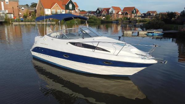 2005 Bayliner 275 Cruiser