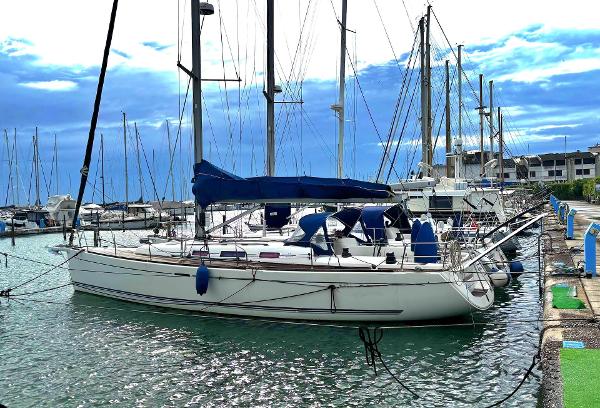 2006 Dufour DUFOUR 44 Performance