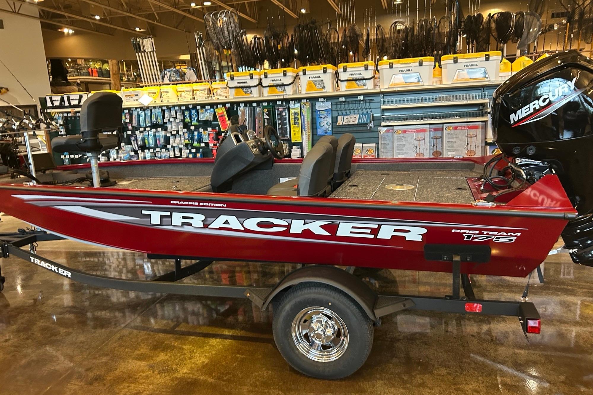 Tracker Pro Team 175 Crappie Edition 2025 Tracker Pro Team 175 Crappie Edition boat displayed in a showroom.