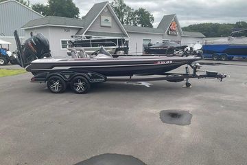 2017 Skeeter FX21 Limited Edition