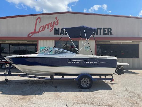 2007 Bayliner Discovery 215