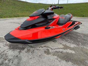 2016 Sea-Doo RXT-X 300