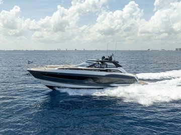 2024 Sunseeker Superhawk 55