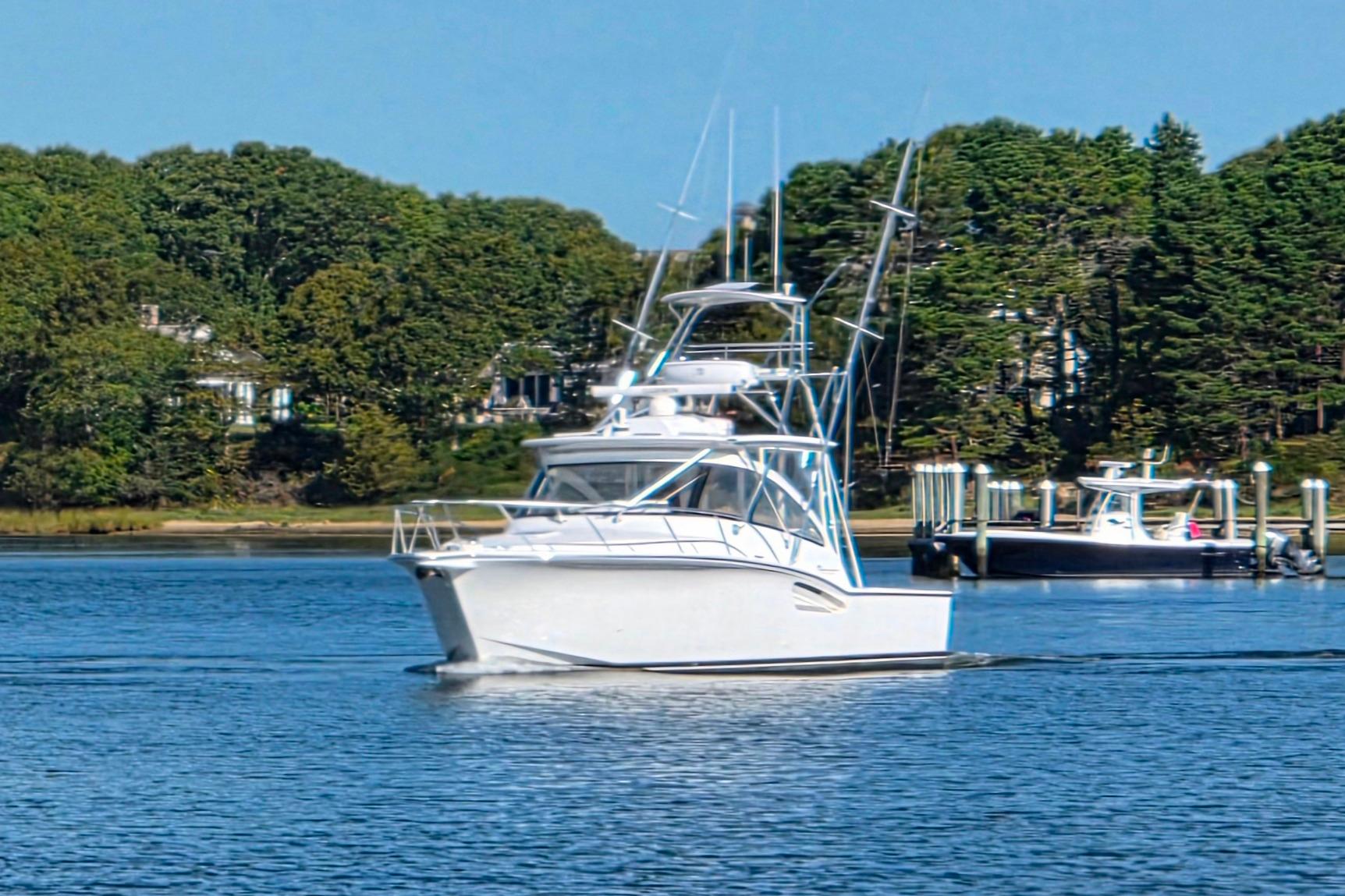 2022 Albemarle 36 Express