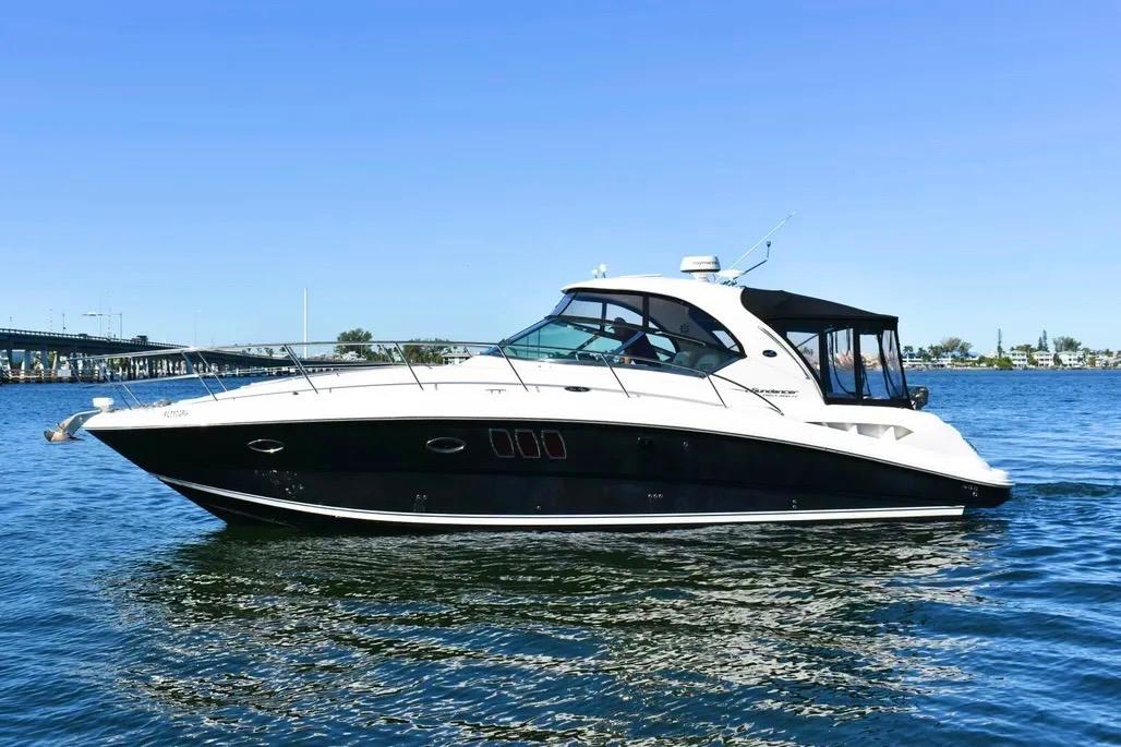2010 Sea Ray 390 Sundancer